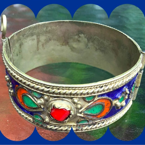 Vintage Jewelry - 🎉HOST PICK🎉 Vintage bracelet